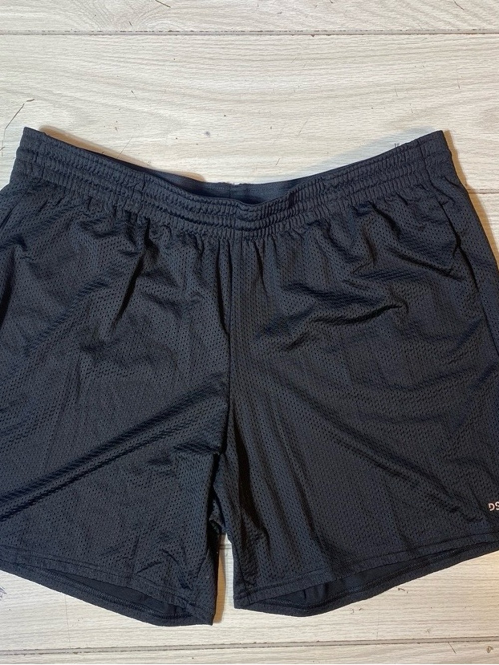 DSG Womens Mesh Shorts 2XL Pure Black Mid Rise 7" Inseam NWT Moisture Wicking